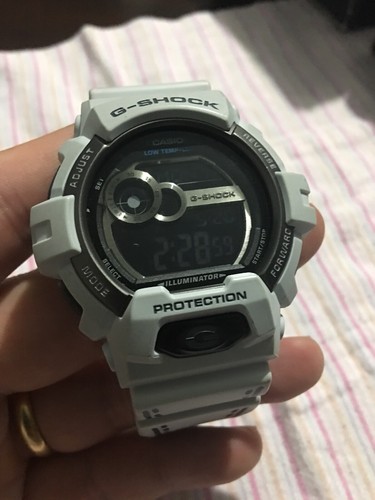 G Shock Iceberg White - Picture 2 of 8