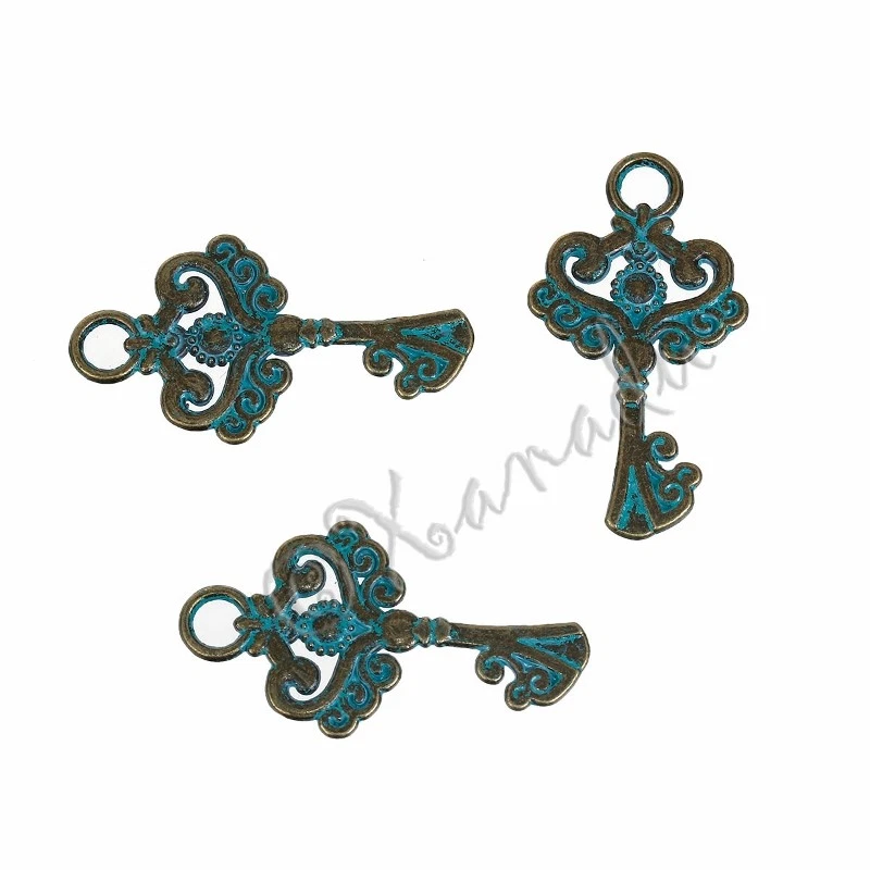 Colgantes de bronce envejecido pátina turquesa 33 mm con dije de llave C4159 - 5, 10 o 20 piezas Foto 3 de 3