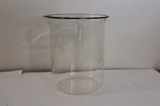 Vintage PYREX 600 ml Glass Beaker With Spout Made in USA