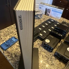 Conferencing System Cisco Tandberg TTC7-14 provided with support and power