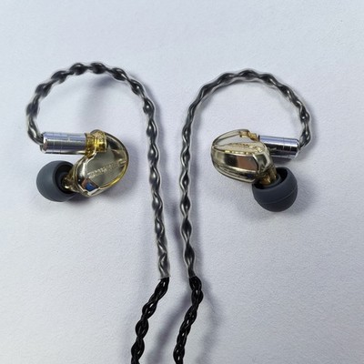 Shure SE535 Professional Sound Isolating Earphones Wired In-Ear
