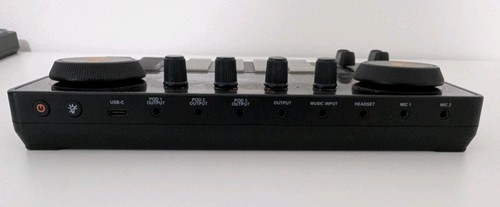 MAONO AU-AM200 MAONOCASTER Lite Portable All-In-One Podcast Production Studio - Picture 4 of 4