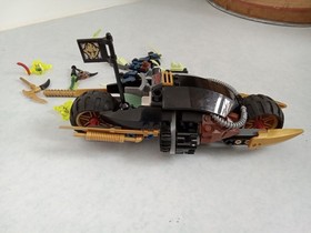 LEGO NINJAGO: Blaster Bike (70733)