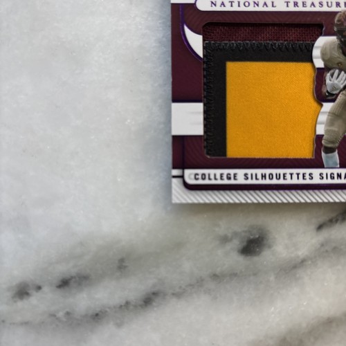 2023 National Treasures Silhouettes Xazavian Valladay RC Patch Auto 01/25 Jets - Picture 6 of 7