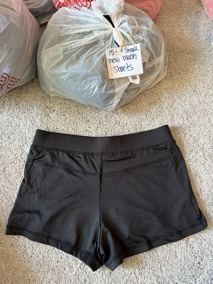 Hooters girls uniform/costume. Vintage - Image 3 of 4