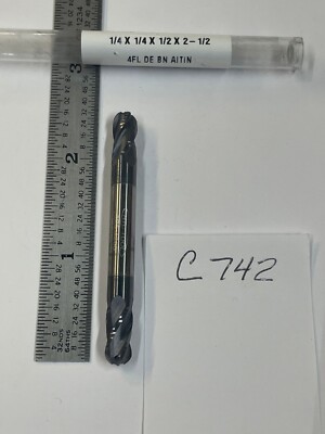 1 NEW HTC 1/4'' DIAMETER CARBIDE ENDMILL 205-4250. 4 FL BALL DE. 1/2'' LOC (C742)