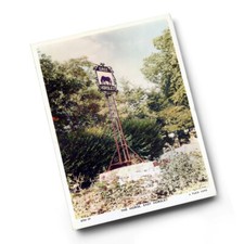 A6 PRINT - Vintage Surrey - The Horse, East Horsley (b)