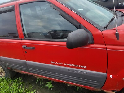 DOOR 1994-1998 Jeep Grand Cherokee Passenger Right Front DOOR Red