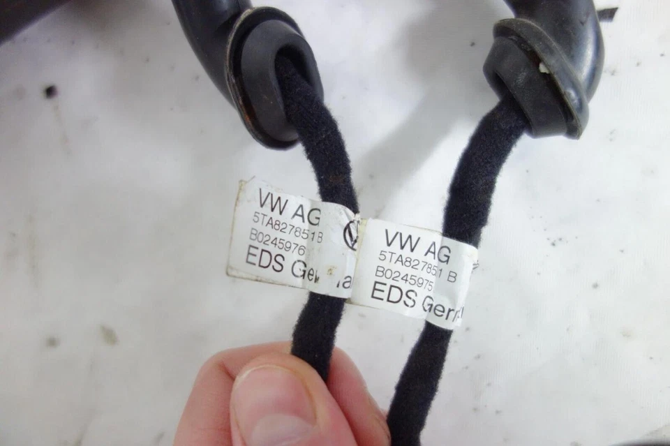 VW Touran II 5T1 Gasfeder Gasdruckfedern Heckklappe Dämpfer hinten 5TA827851B - Bild 2 von 2