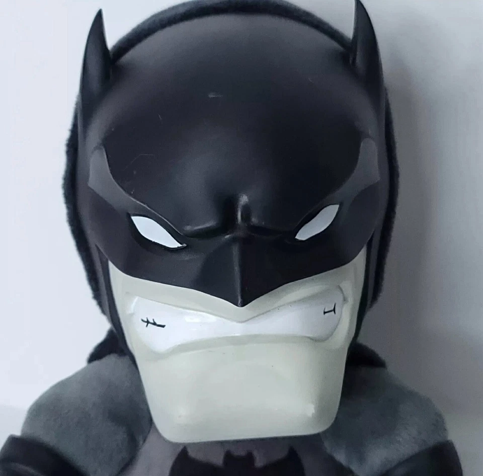 Muñeco de peluche KidRobot Batman Roto Phunny 8"" - NUEVO Foto 4 de 4