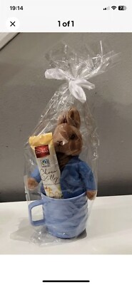 Ostergeschenk kleiner Peter Hase Hase Hase Plüschtier Becher & Schokoladenlolly