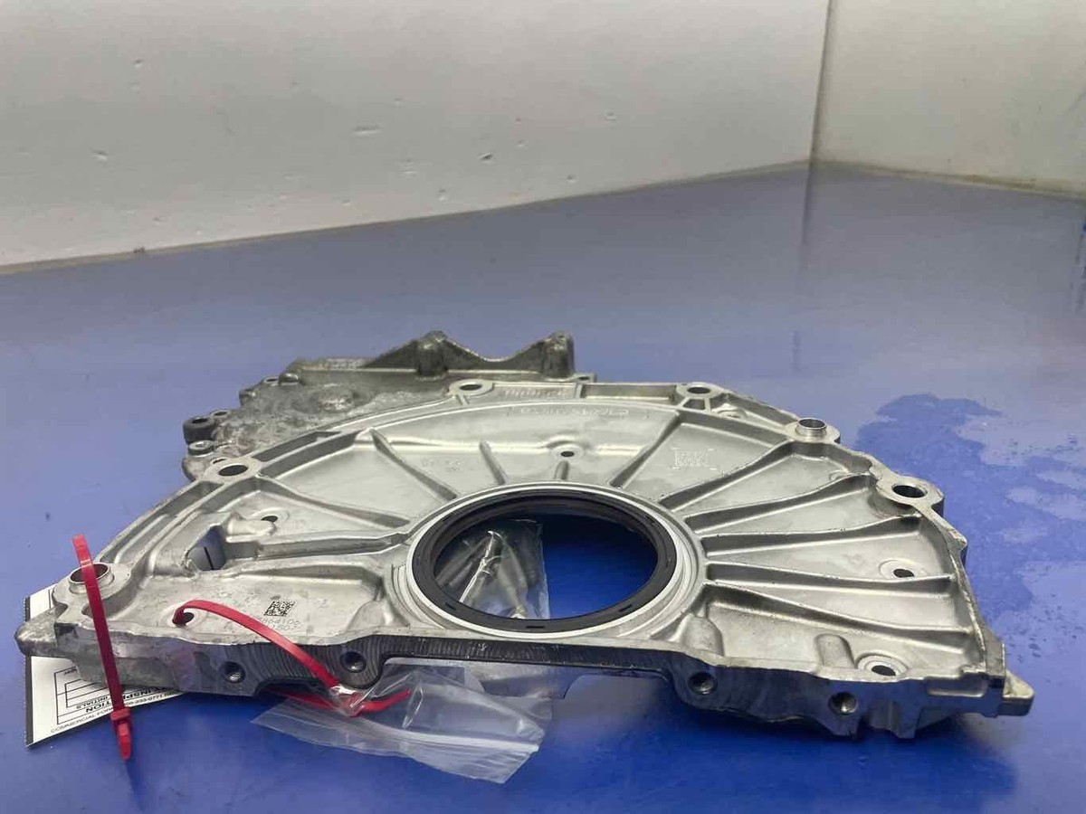2018-2020 BMW X2 F39 OEM 2.0L LOWER FRONT ENGINE TIMING CASE COVER 