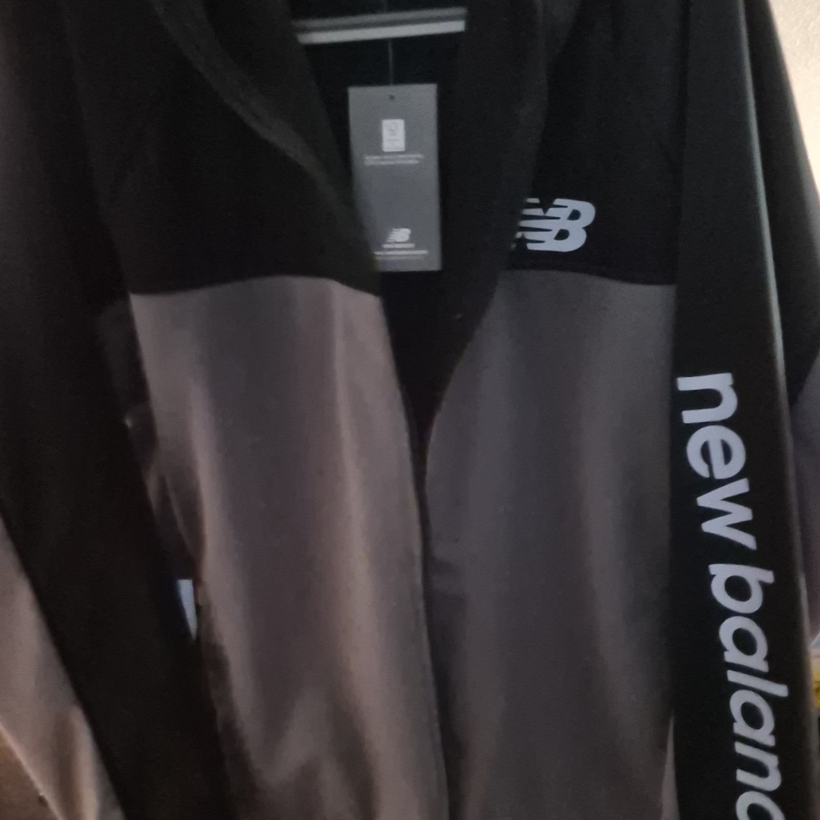 New Balance All Motion Men's Track Jacket XL Black Gray Full-Zip Hooded