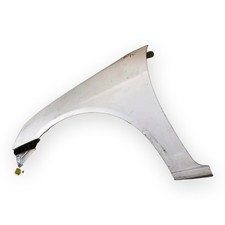 2001 - 2003 Honda Civic Fender Trim Panel Front Left Side Lh Paint Code Nh578 2001 - 2003 Honda Civic Fender Trim Panel Front Left Side Lh Paint Code Nh578