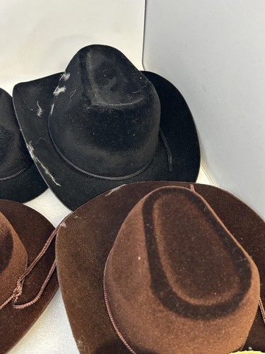 Western & Garden Doll Hat Lot – Felt Straw Ribbon-Trimmed Styles Cloche - Bild 5 von 13