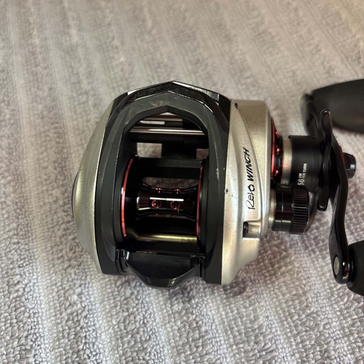 Abu Garcia REVO WINCH 第四世代 Abu Garcia REVO4 WNCH Revo Winch Low Profile Fishing Reel