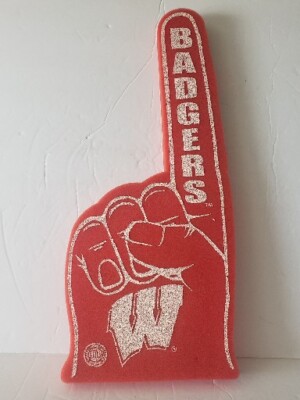 VINTAGE WISCONSIN BADGER SPORTS FAN FOAM FINGER 18.5'' Inches
