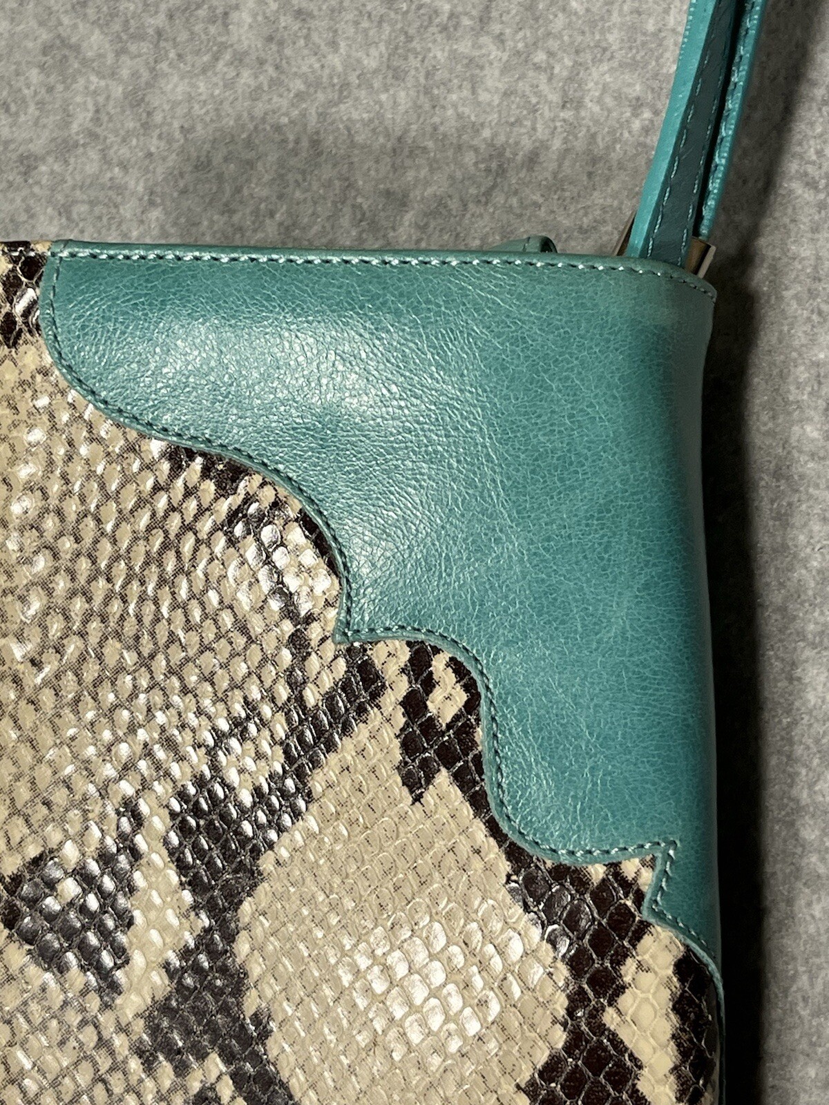 Leather Python Snakeskin purse shoulder clutch Tu… - image 7