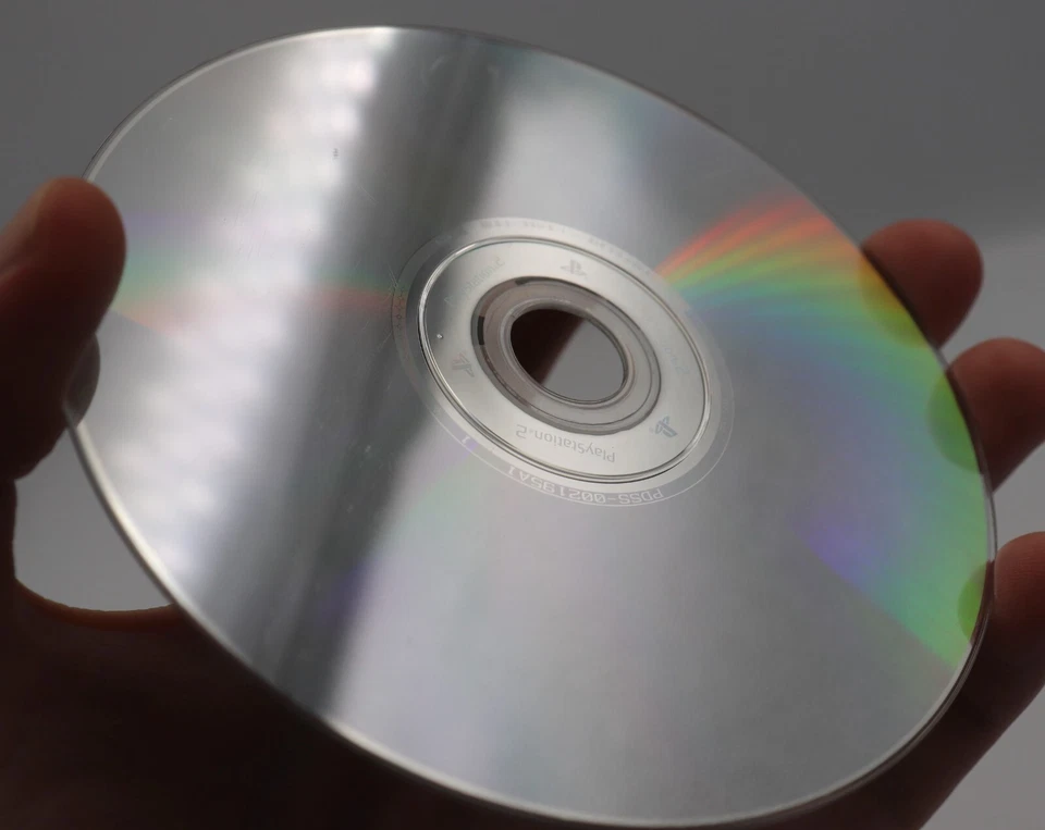 Max Payne Greatest Hits PlayStation 2 PS2 Game (Disc Only) Used  - Image 4 of 4