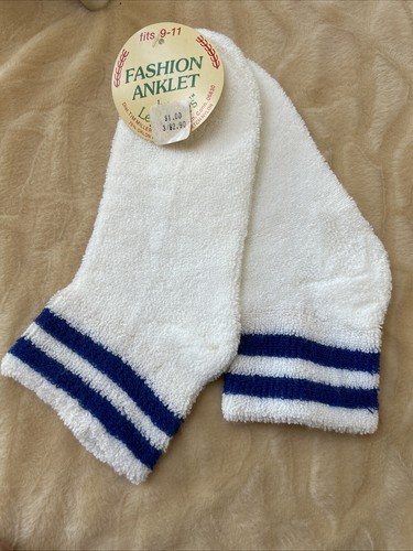 Women's VTG Socks Low Cut Blue Striped Acrylic Blend Terry Size 9-11 90s - Picture 2 of 5