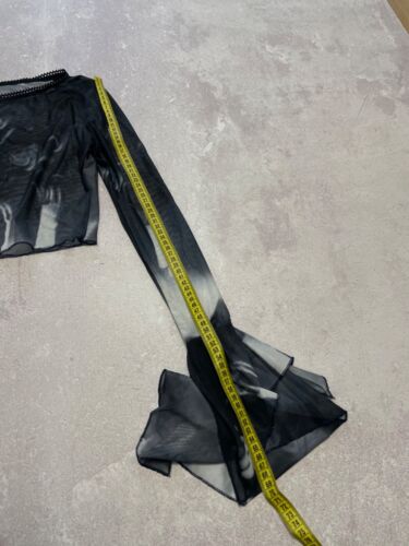 Top a rete gotico avanguardia maniche asimmetriche Y2K stile Save The Queen donna M - Foto 11 di 12
