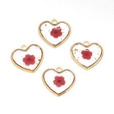 8PCS Gold Tone Real Dry Daffodil Flower Resin Heart Shape Charm Pendant GYX501