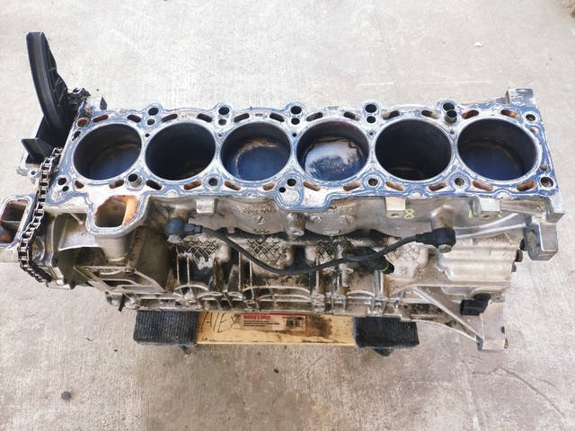 7502903 bmw двигатель