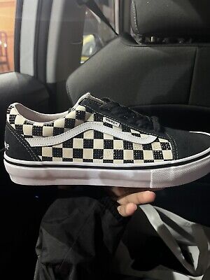 Size 10 - VANS Old Skool x Supreme x Swarovski Black 2022 | eBay Size 10 - VANS Old Skool x Supreme x Swarovski Black 2022 | eBay