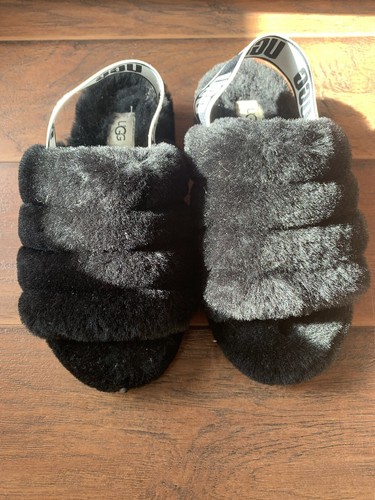 UGG Fluff Yeah Women's Slide Sandal, Size US 6 Black