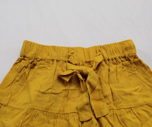 SO Girl's High-Rise Tiered Ruffle-Hem Tie-Waist Shorts LC7 Mustard Size XS NWT - Picture 2 of 3