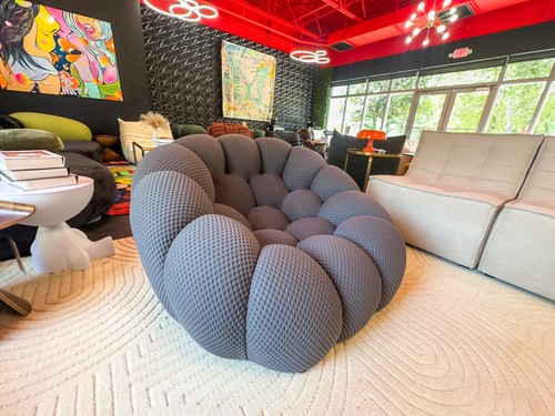 The Bubble Chair – Modern Sculptural Lounge Seating in Textured Mesh Fabric