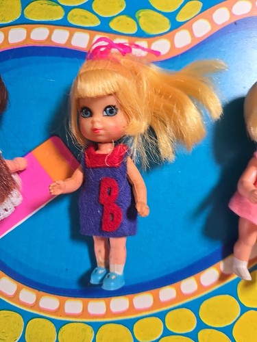 Liddle Kiddles X 6, Tiny Cutest Dolls There Is Inside Their Colorful House. - Picture 10 of 19