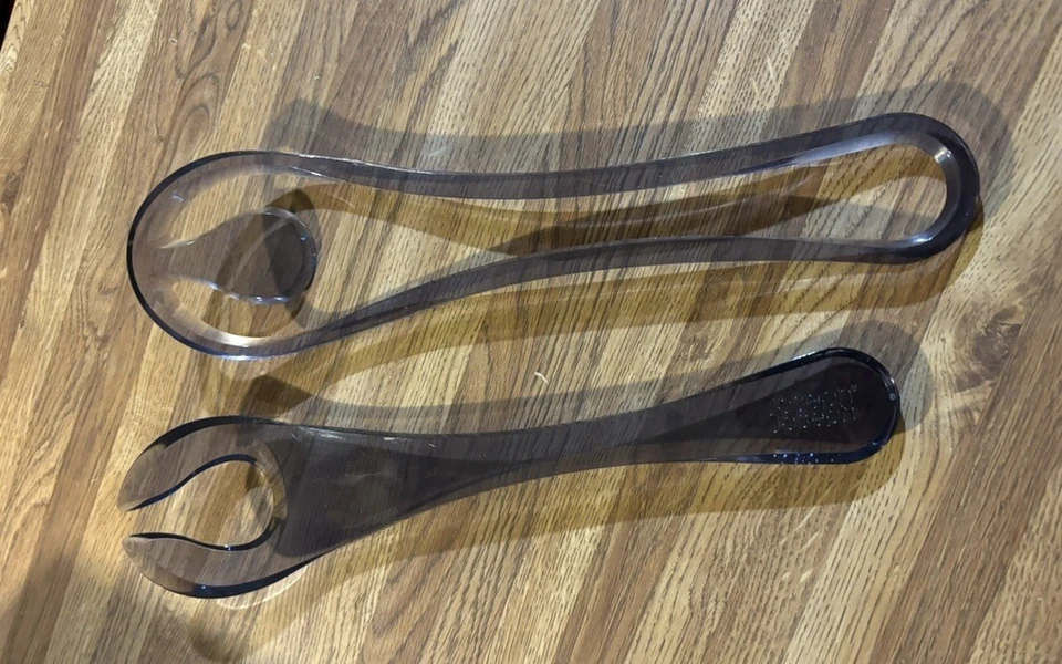 Pinzas Joseph Joseph Elevate raras grises que ahorran espacio contemporáneas difíciles de encontrar Foto 2 de 3