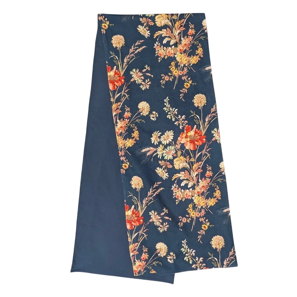 Pottery Barn Lara Table Runner 18x90 Cotton Linen Blue Floral Bouquets - Image 3 of 4