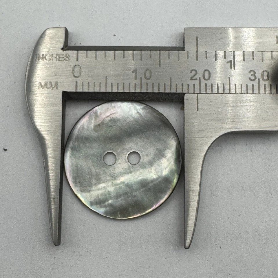 Smoke Rainbow/Iridescent MOP/Mother Of Pearl Shell Button 19mm 3/4" 2hole - Image 3 of 3