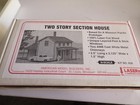 American Model Builders N Scale two story section house LaserKit #628 — photo 1
