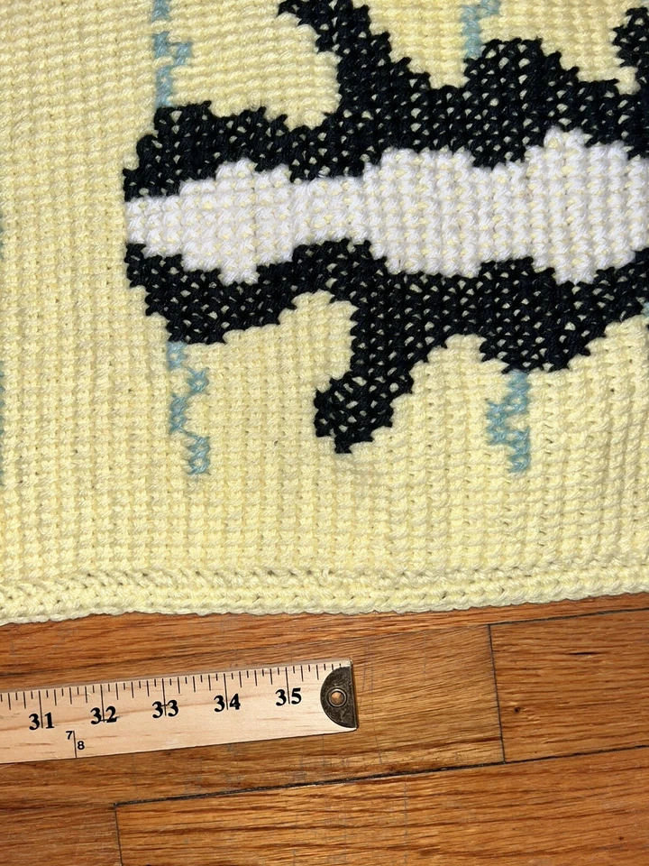 Cobertor de zoológico afegão feito à mão de crochê anos 80 animais franja exclusiva 53X34,5” safári - Imagem 4 de 4