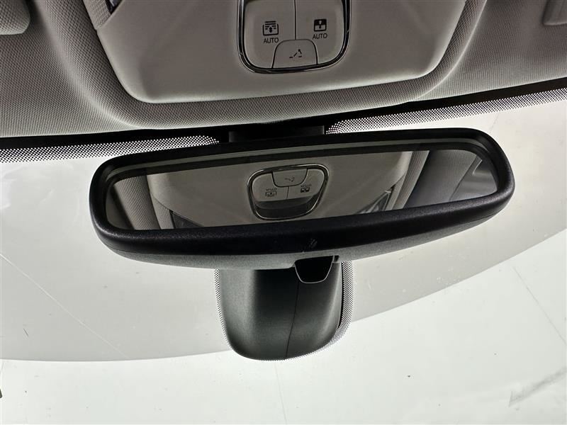 Manual Dimming Rear View Mirror for 17-21 Jeep Compass Model 2615998