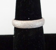 VINTAGE STERLING SILVER RING SIZE 8 WEDDING BAND DESIGN BEAUTIFUL