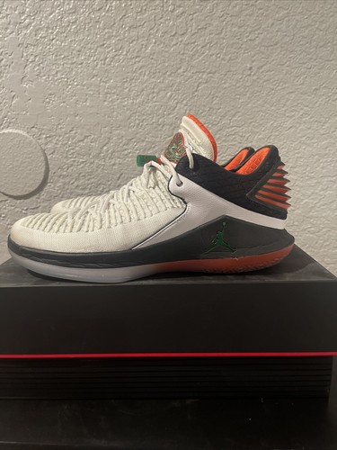 Size 10.5 - Jordan 32 Low Gatorade 2017 