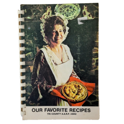Our Favorite Recipes Tri County A.A.R.P. Plastic Comb Cookbook Oklahoma VTG