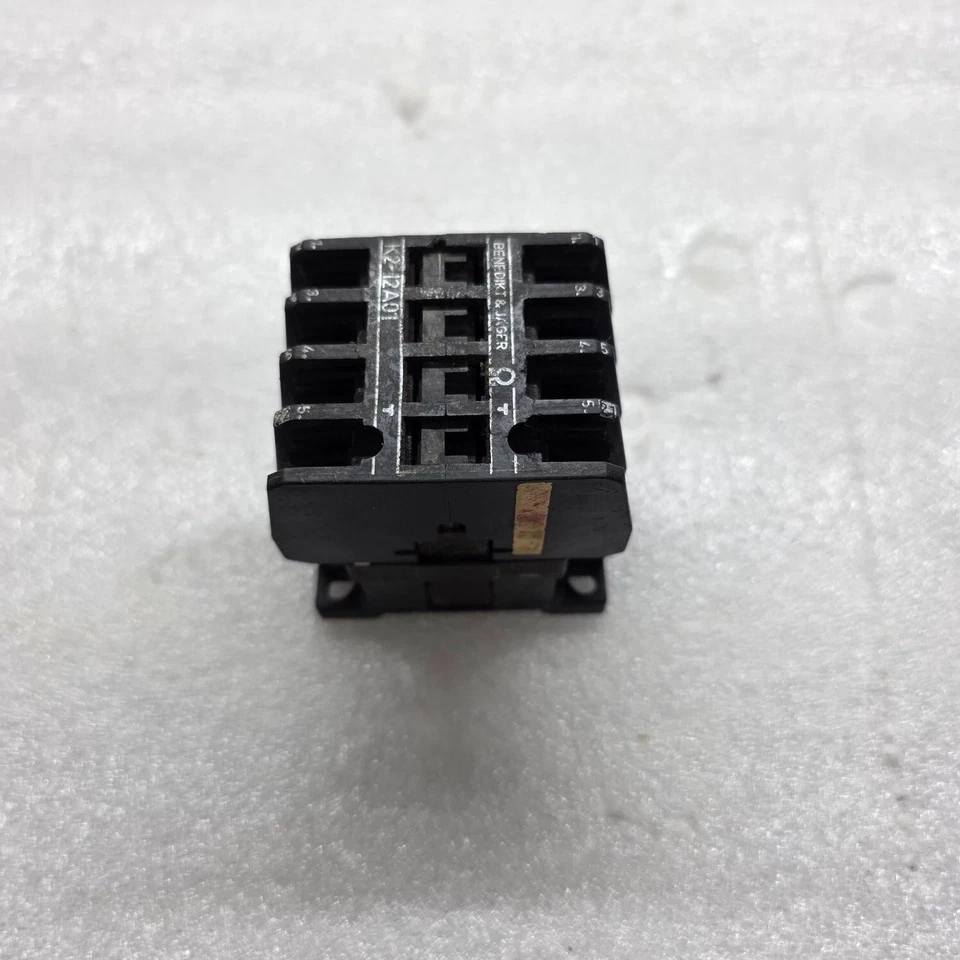 BENEDIKT & JAGER K2-12A01 MAGNETIC CONTACTOR 30A - Image 2 of 4