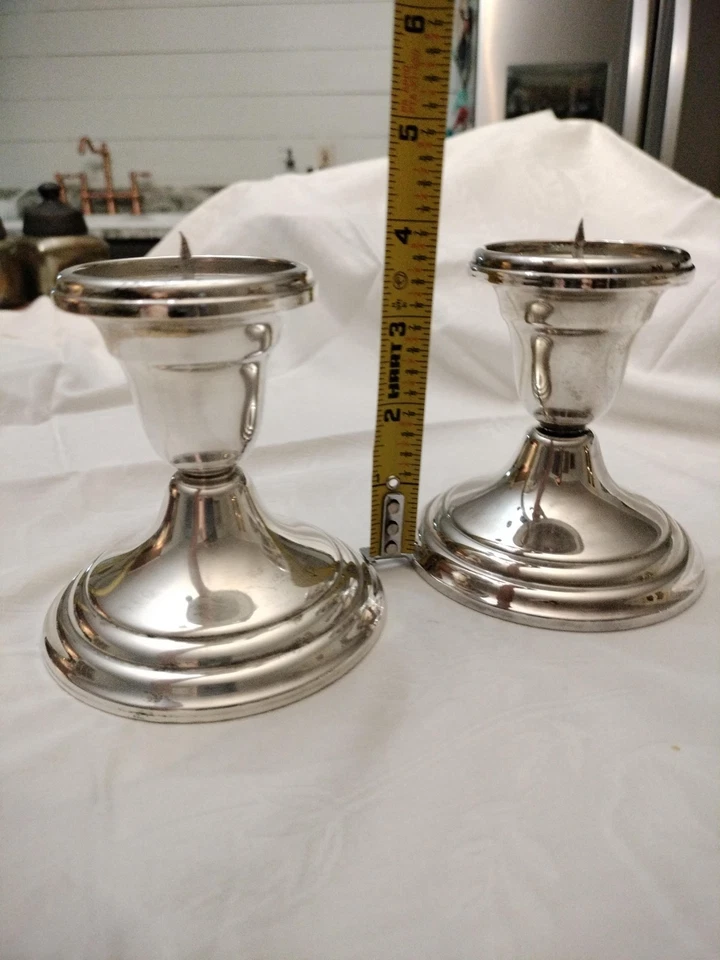 Par de Candelabros Peregrino Plateado Marca Navidad Regalo Listo Decoración Vacacional Foto 4 de 4