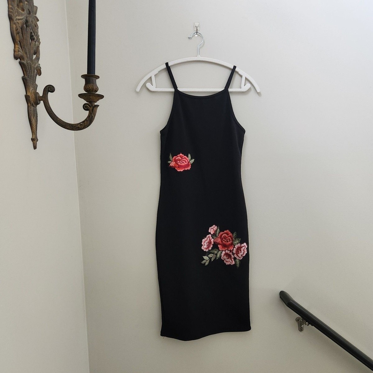 Vtg 90s/Y2k Black Embroidered Rose Floral Mini Dress Sz M Date Night  Romantic