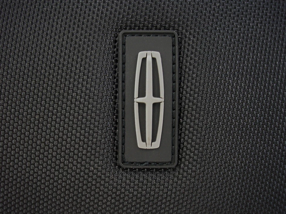 Lincoln® Emergency Safety First Aid Kit w/ Custom-Molded Case w/ Lincoln Logo - Image 4 of 4