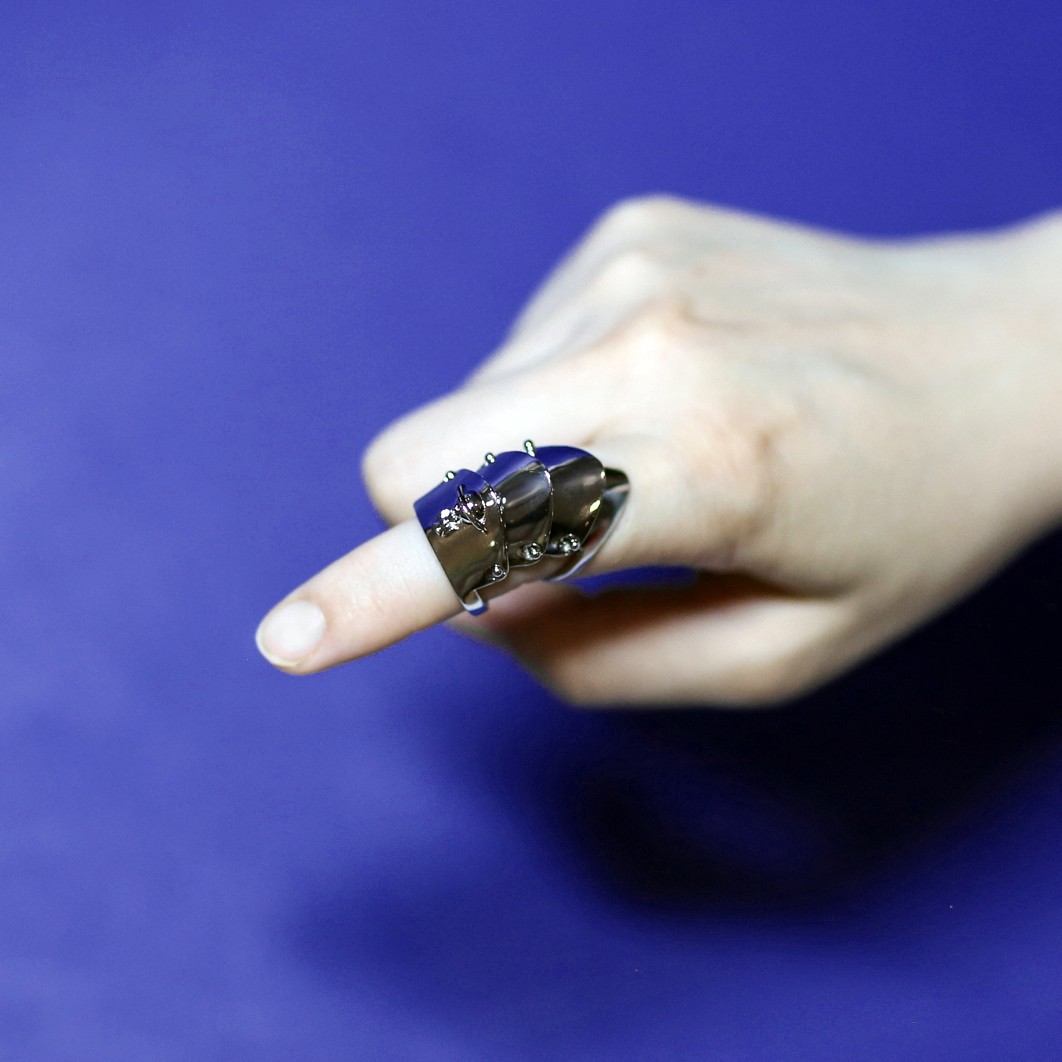アクセサリー Vivienne Westwood NANA Armour Ring Nana Armour Ring