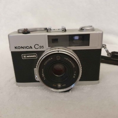 Konica C35 automatic / Filmkamera