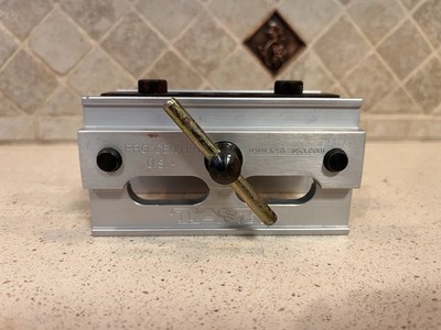 TASK Pro Center USA Doweling Jig Woodworking
