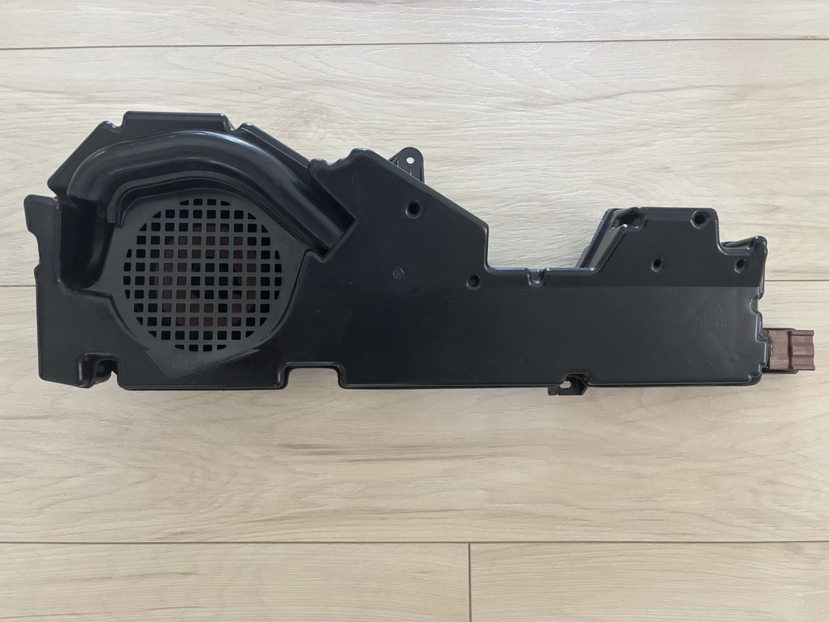 NSX NA1 純正 BOSE サブウーファー 助手席下 支架付き 動作品 希少 NSX NA1 純正 BOSE サブウーファー 助手席下 支架付き 動作品 希少