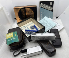 MINOX Minox B Subminiaturkamera mit Handbuch - Gehäuse - Lampen - Top